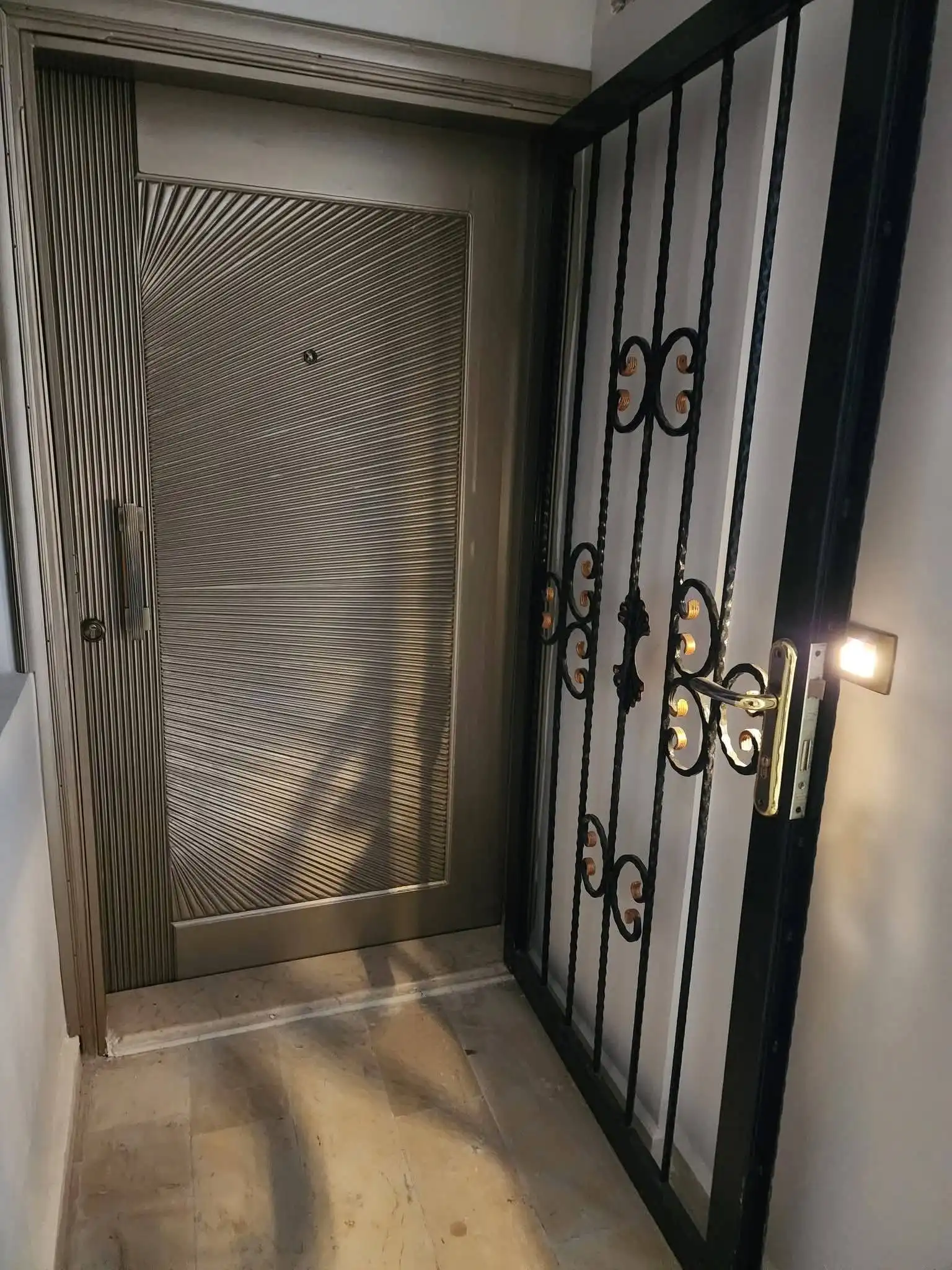 syria house property sale apartment ready to move lattakia jz dp image