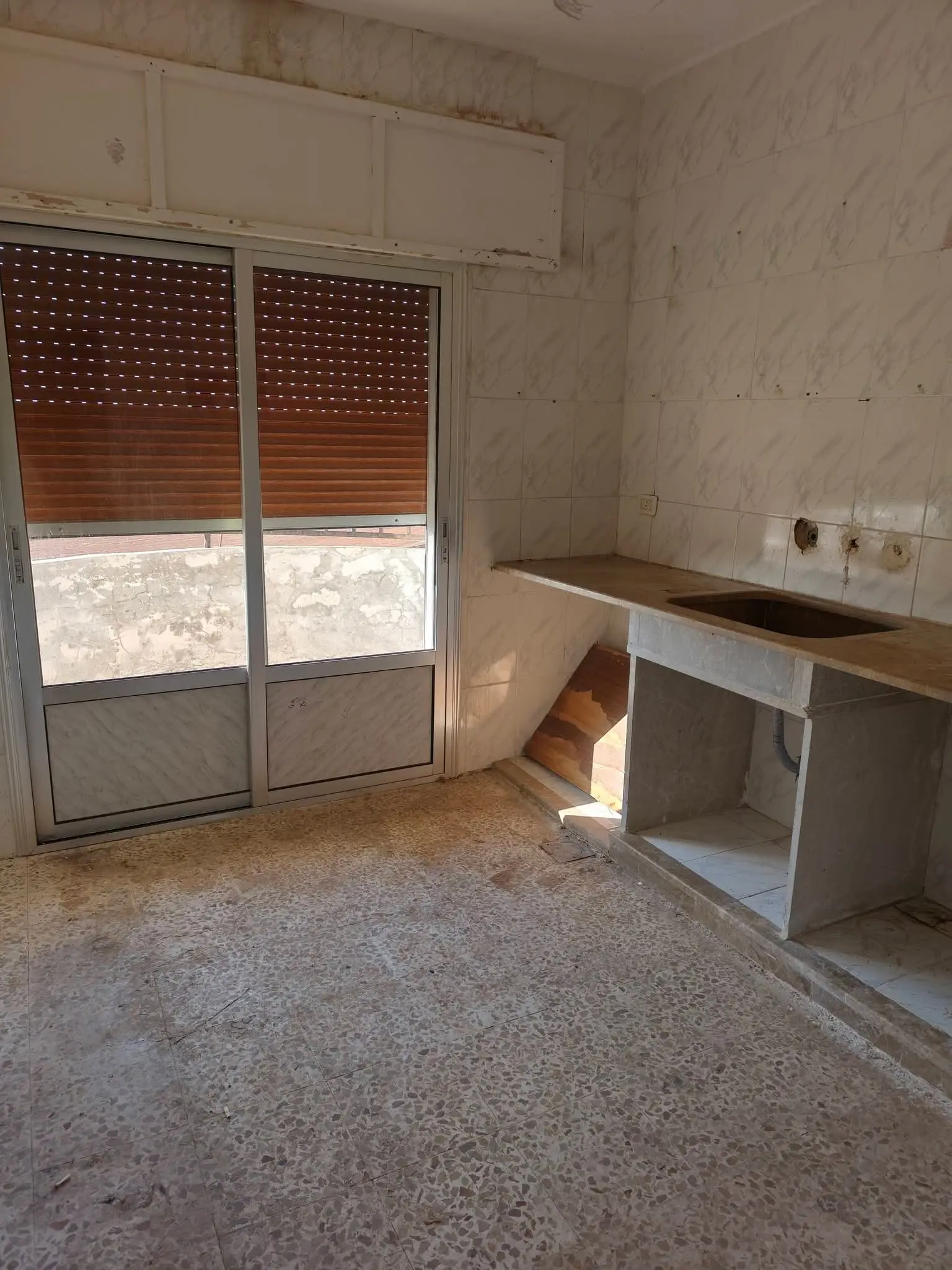 syria house property sale ready to move homs ro image