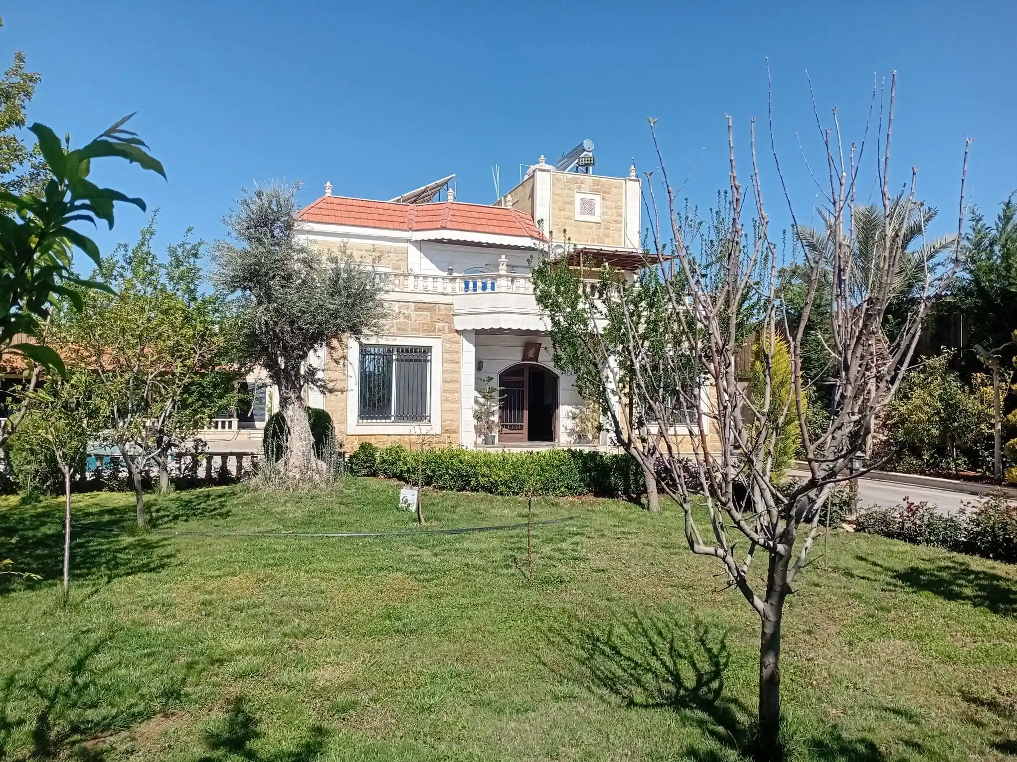 syria house property sale villa ready to move rif dimashq ph fs image