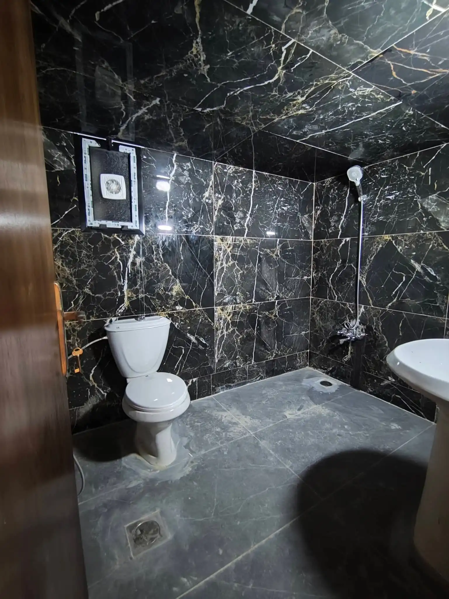 syria house property sale apartment ready to move tartus gd cx image