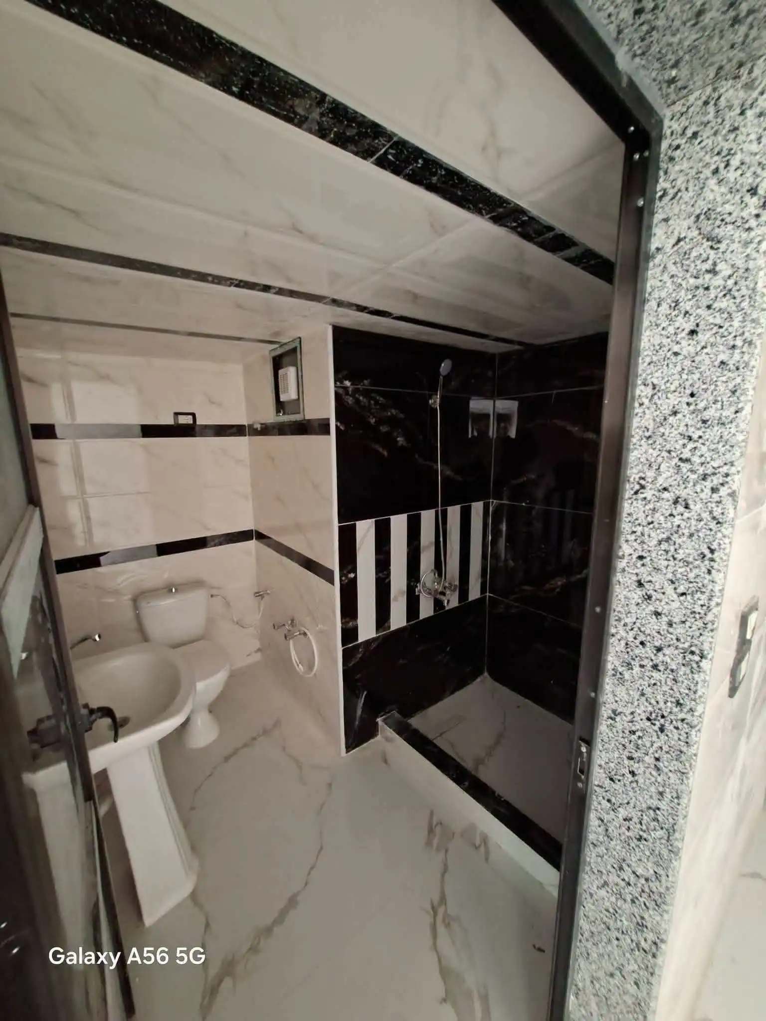 syria house property sale apartment ready to move rif dimashq th xx image