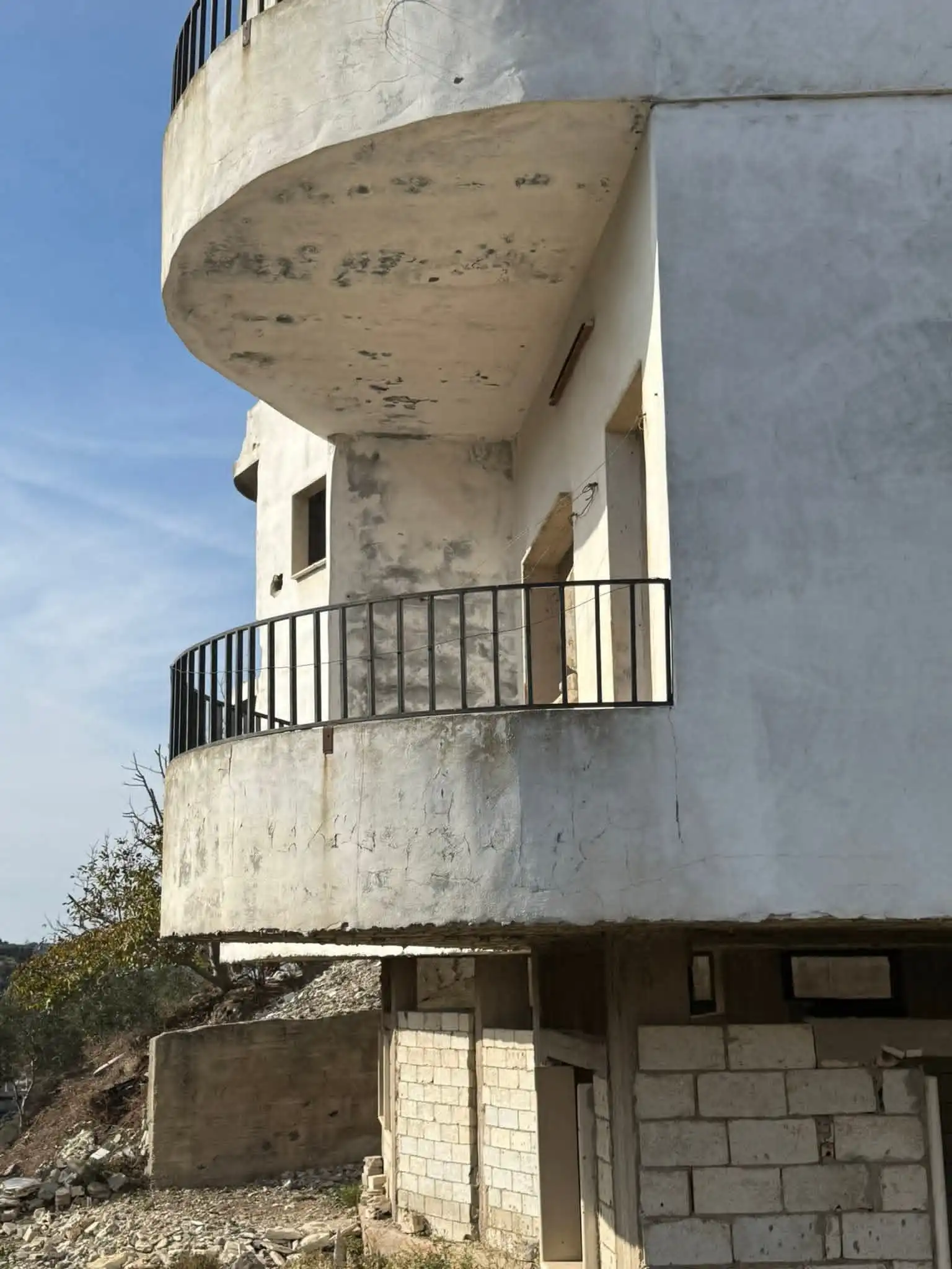 syria house property sale apartment needs renovation homs dl so image