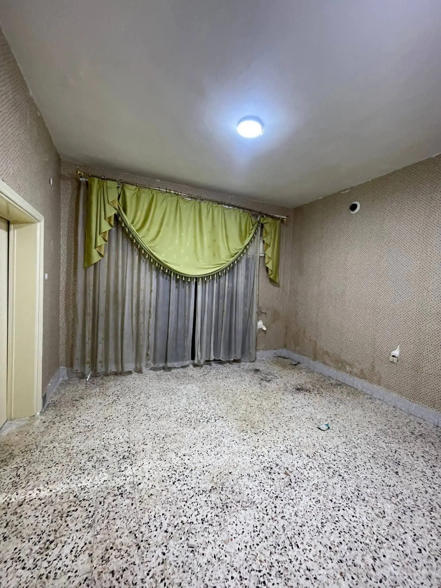 syria house property rent needs renovation aleppo va image