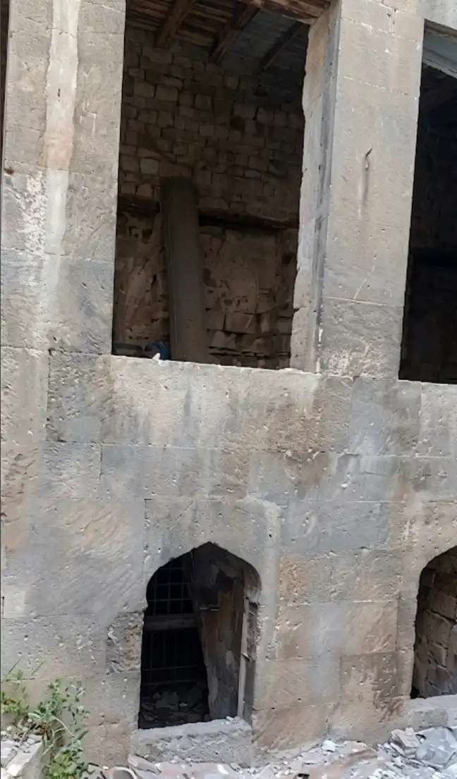 syria house property sale commercial old building aleppo ru zs image