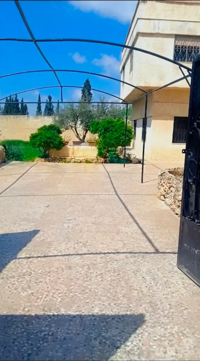 مزرعة عقار للبيع في حمص - Syria House