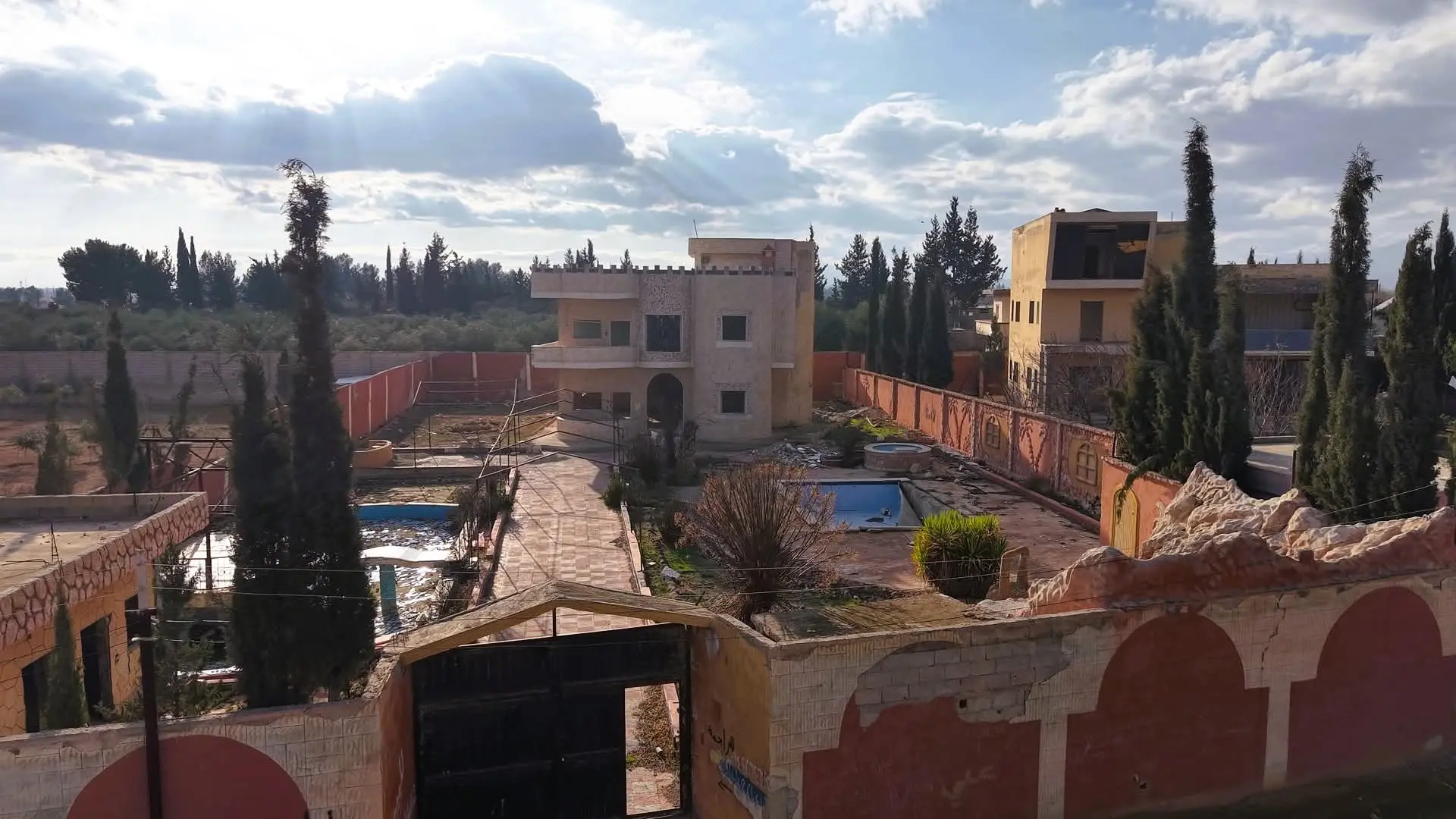 syria house property sale needs renovation rif dimashq bq image